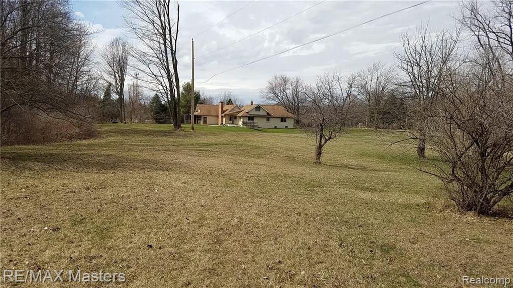 48905 9 Mile Road Northville, MI 48167 - Photo 8 of 24