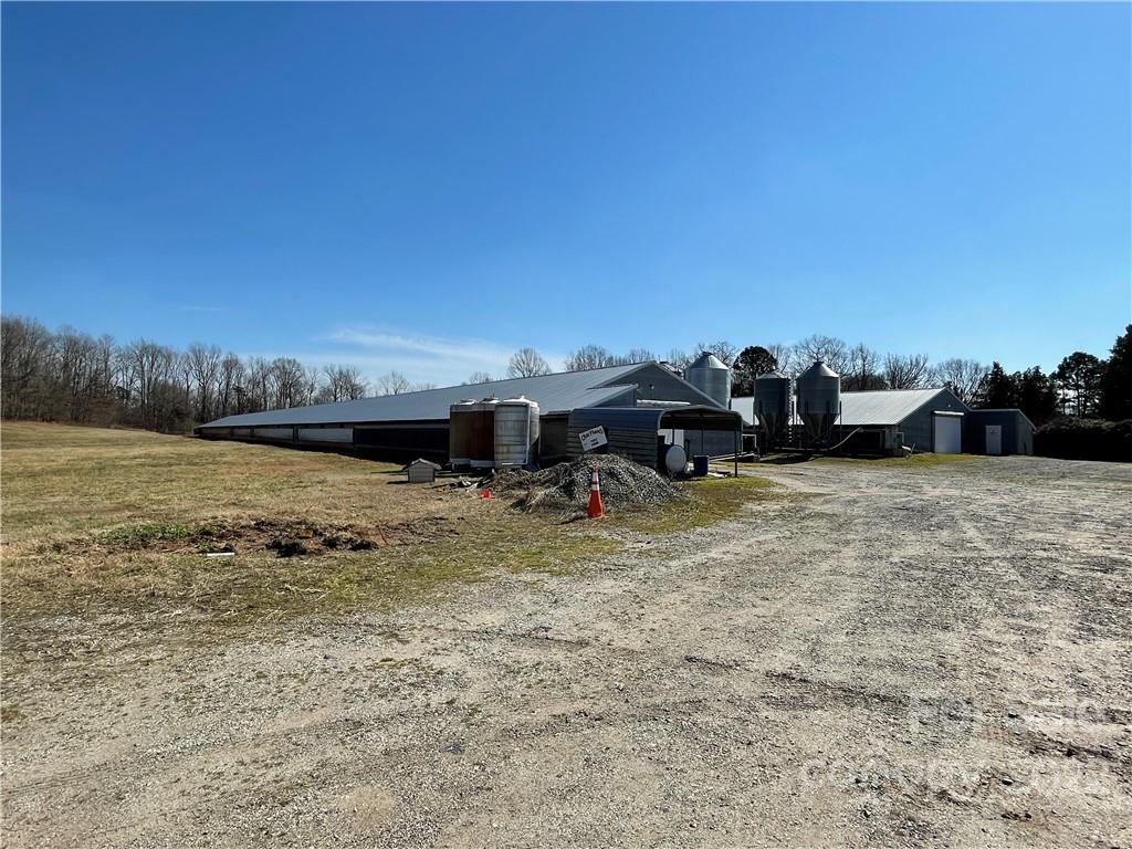 320 Tryon School Road Bessemer City, NC 28016 - Photo 4 of 17 Gallery Image 4