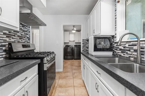 $880,000 | 1655 West 110th Street, Los Angeles, CA 90047