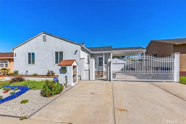 $880,000 | 1655 West 110th Street, Los Angeles, CA 90047