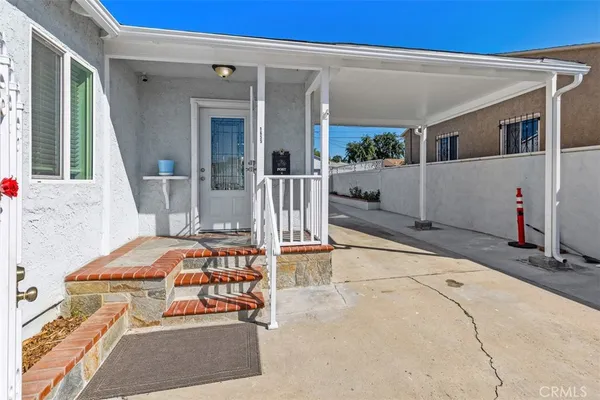 $880,000 | 1655 West 110th Street, Los Angeles, CA 90047