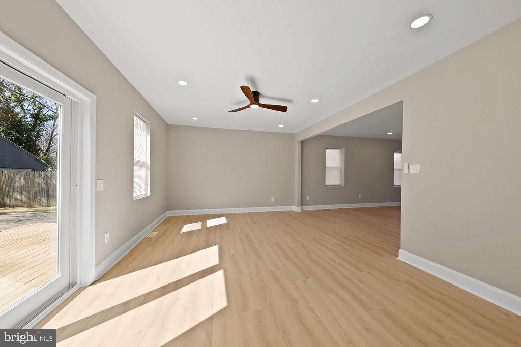 925 Union Landing Road Cinnaminson, NJ 08077 - Photo 11 of 42 Bright, airy space with natural light.