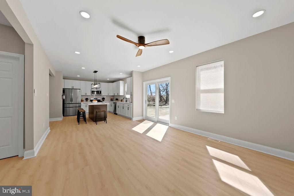925 Union Landing Road Cinnaminson, NJ 08077 - Photo 12 of 42 Bright and airy open-concept living space.