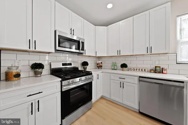 $588,900 | 925 Union Landing Road, Cinnaminson, NJ 08077