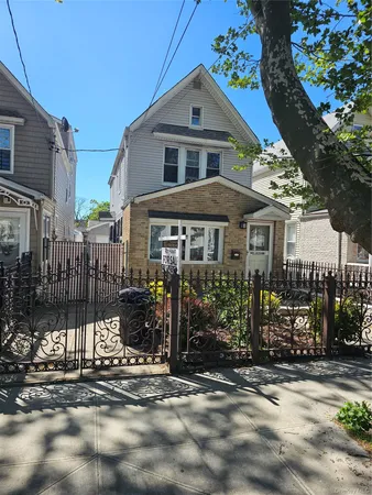 $899,000 | 120-12 115th Avenue | South Ozone Park