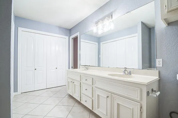 $267,000 | 1145 Westglen Drive, Alvin, TX 77511