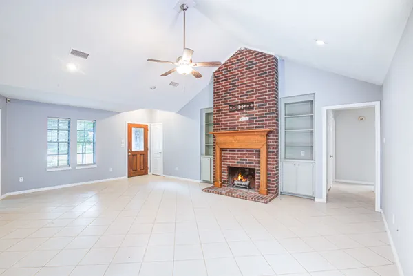 $267,000 | 1145 Westglen Drive, Alvin, TX 77511