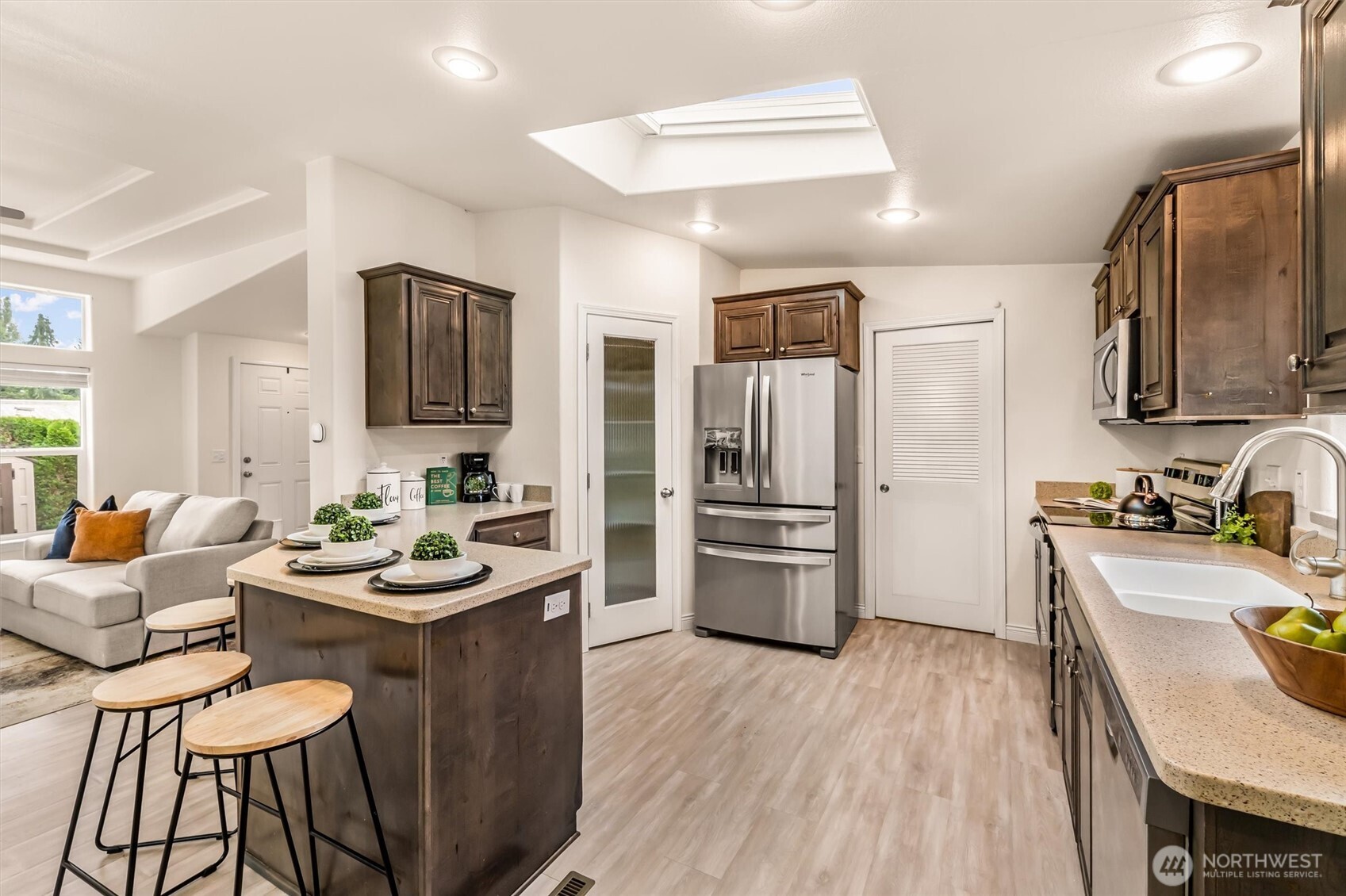 1725 242nd Street Southeast, Unit 210 Bothell, WA 98021 - Photo 13 of 38