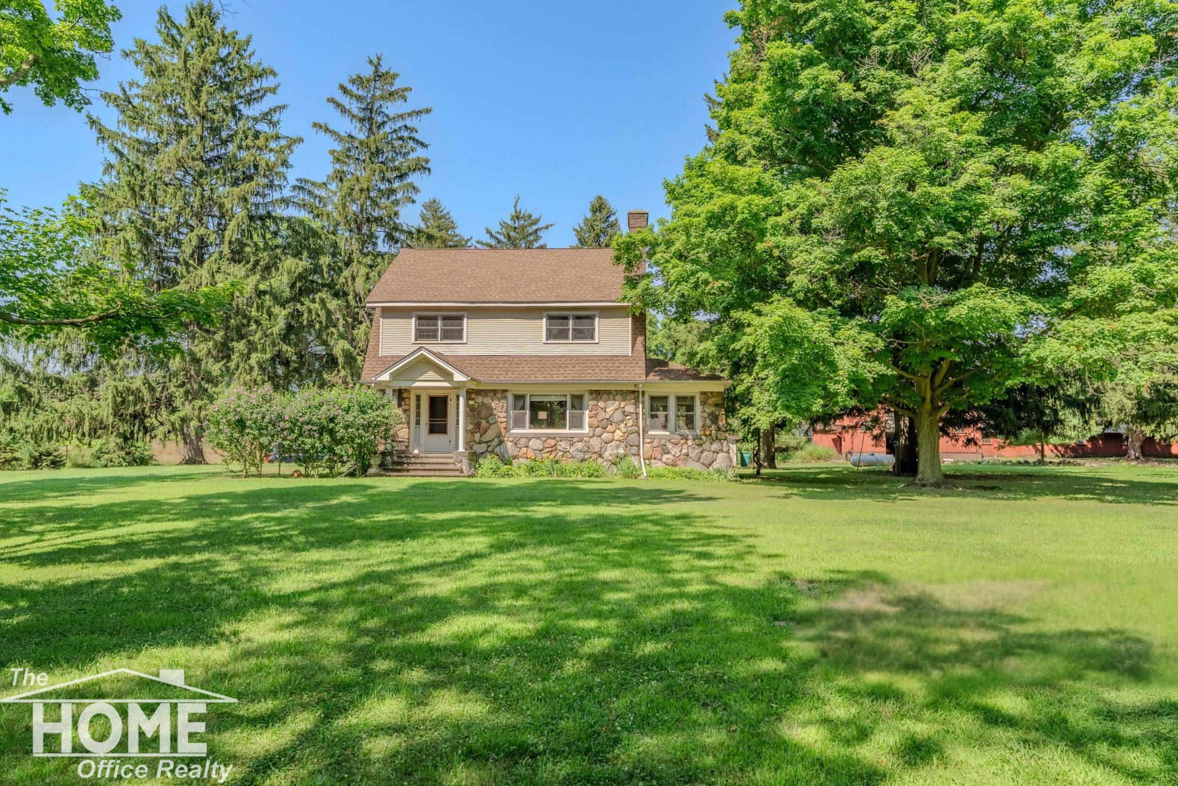 4818 Colby Road Owosso, MI 48867 - Photo 1 of 49