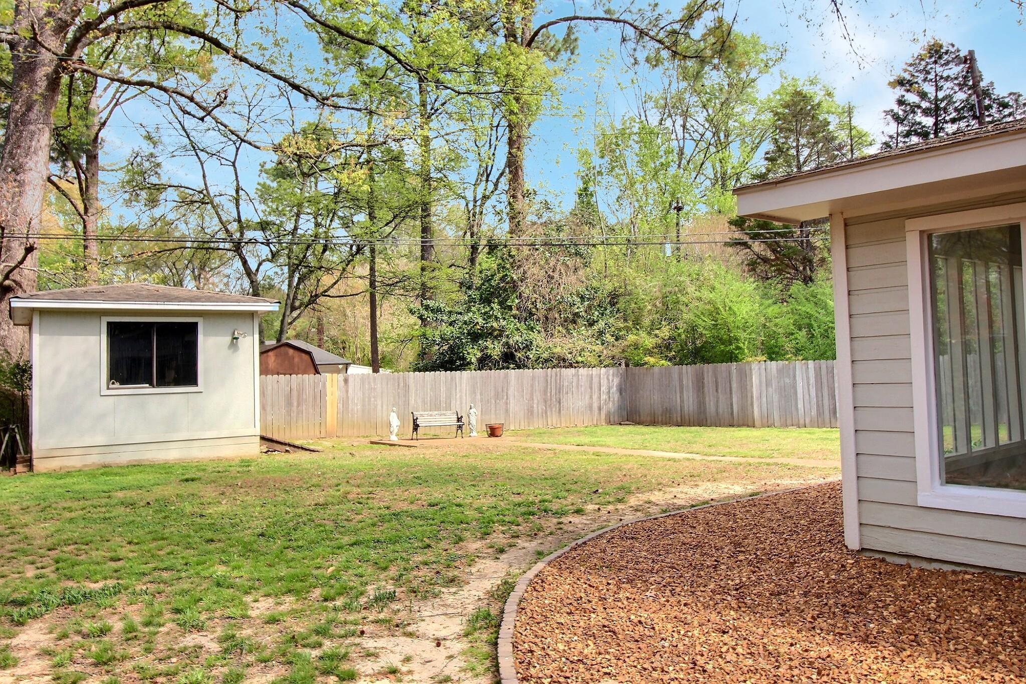 7572 Willey Road Germantown, TN 38138 - Photo 29 of 30 a view of a backyard of the house
