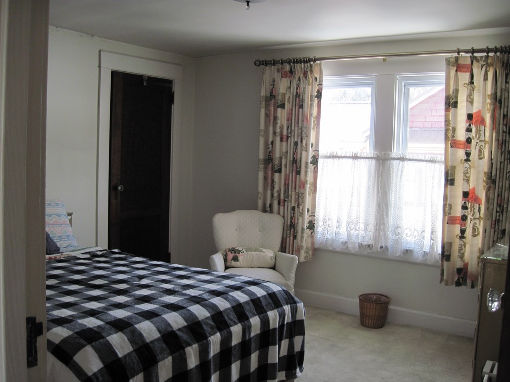 1561 Mercer Road Franklin, PA 16323 - Photo 12 of 13 Gallery Image 12