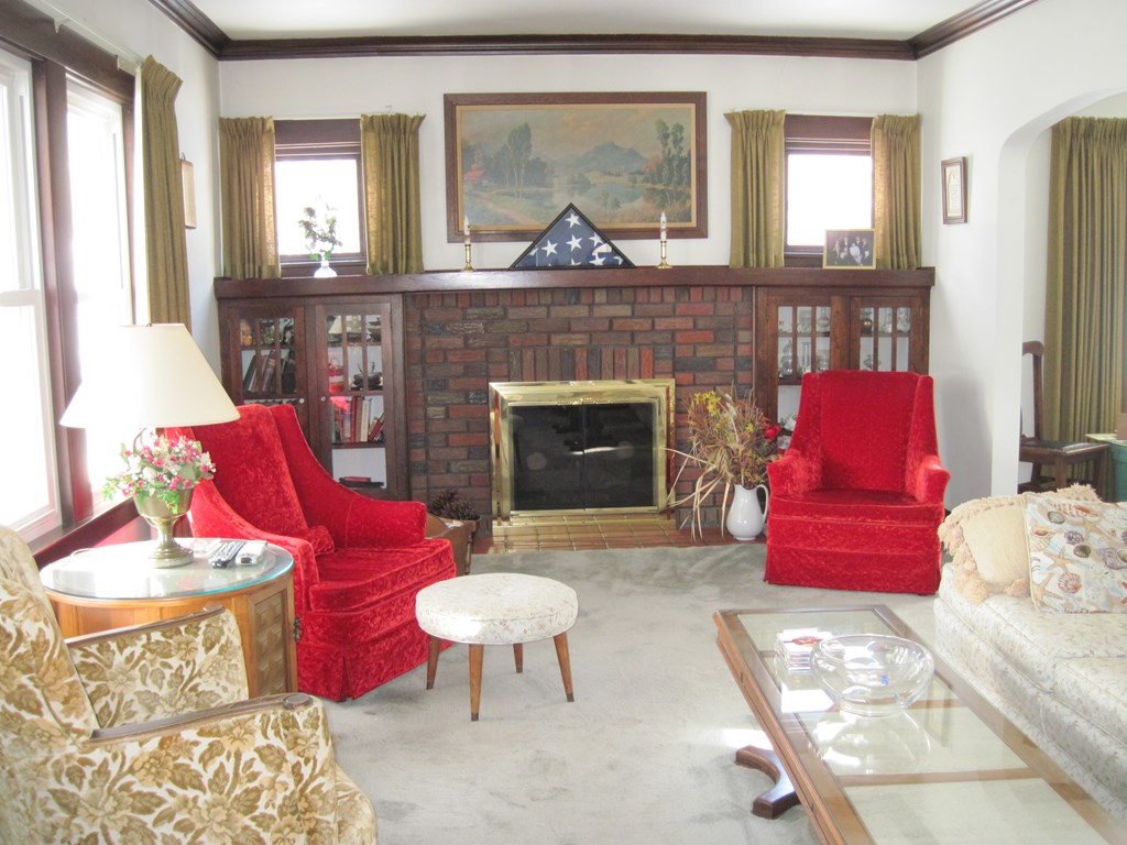 1561 Mercer Road Franklin, PA 16323 - Photo 9 of 13 Gallery Image 9