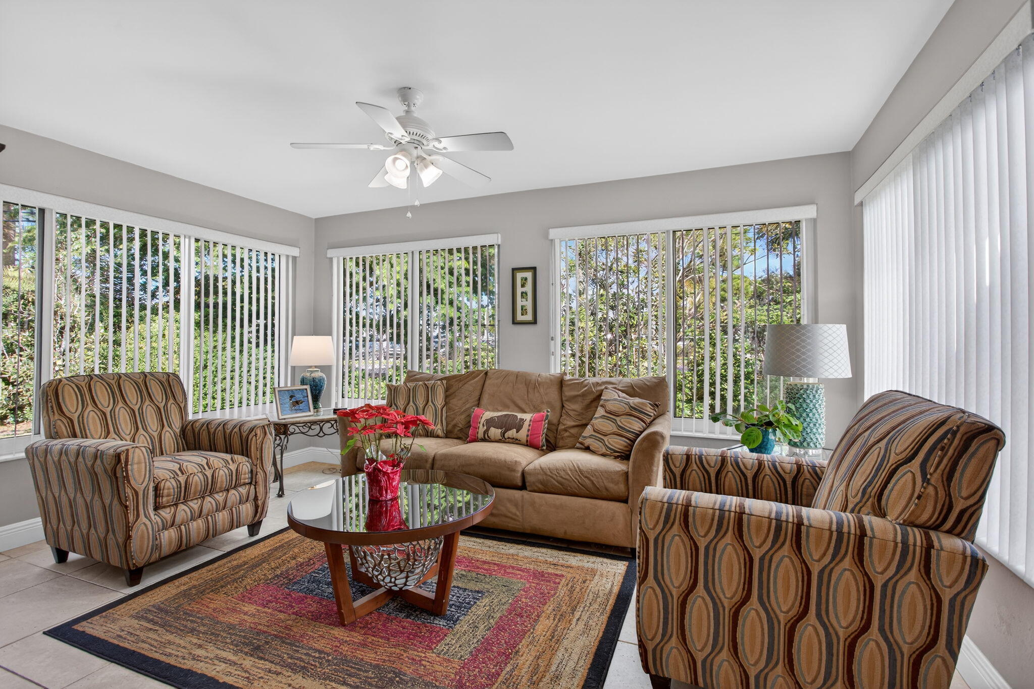 425 Southwest 10th Street Pompano Beach, FL 33060 - Photo 19 of 47 a living room with furniture and a large window
