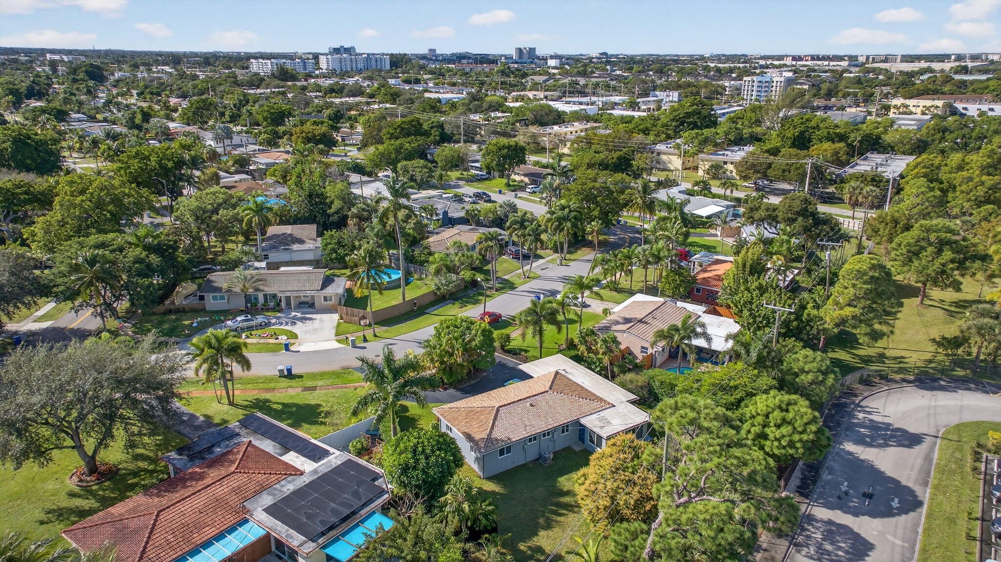 425 Southwest 10th Street Pompano Beach, FL 33060 - Photo 41 of 47 an aerial view of a house with a yard