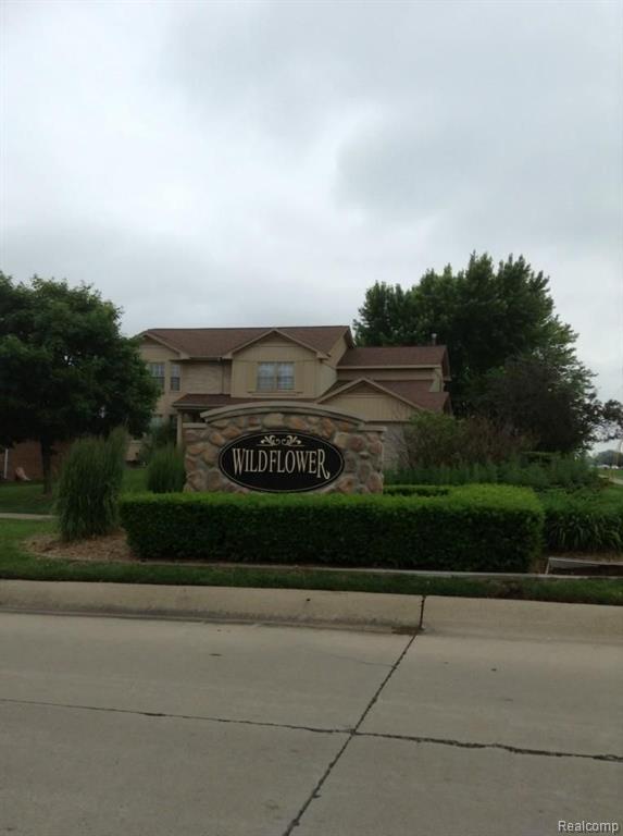 3360 Primrose Drive Rochester Hills, MI 48307 - Photo 3 of 43