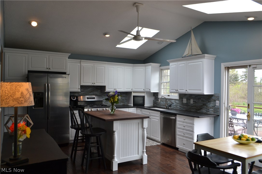 3995 Ridge Road Medina, OH 44256 - Photo 8 of 35