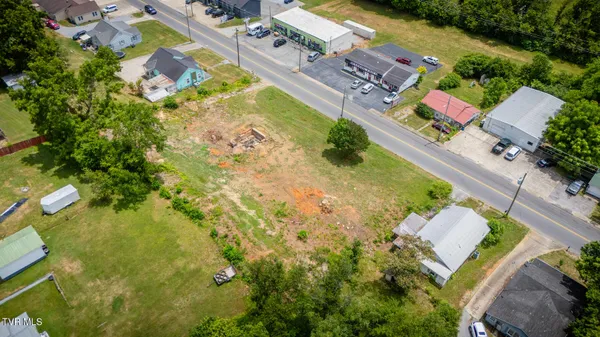 $125,000 | 423 East Bernard Avenue, Unit 33 & 34, Greeneville, TN 37745