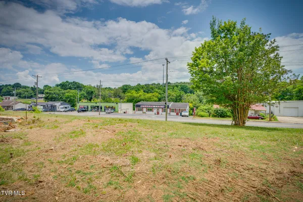 $125,000 | 423 East Bernard Avenue, Unit 33 & 34, Greeneville, TN 37745