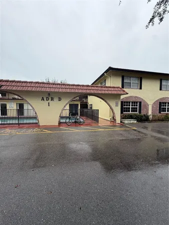 $1,895 | 10701 Royal Palm Boulevard, Unit 5, Coral Springs, FL 33065