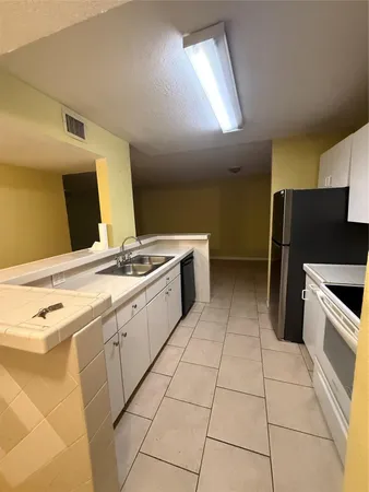 $1,895 | 10701 Royal Palm Boulevard, Unit 5, Coral Springs, FL 33065