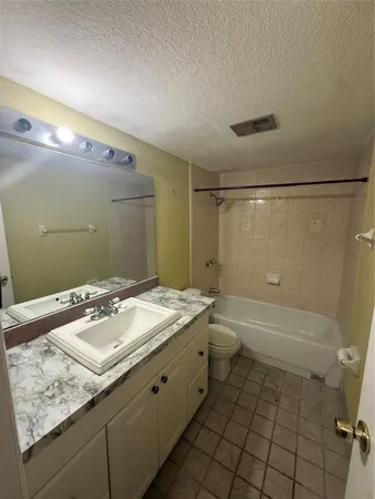$1,895 | 10701 Royal Palm Boulevard, Unit 5, Coral Springs, FL 33065