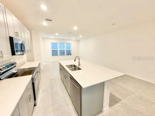 $2,595 | 1463 Alston Bay Boulevard, Apopka, FL 32703