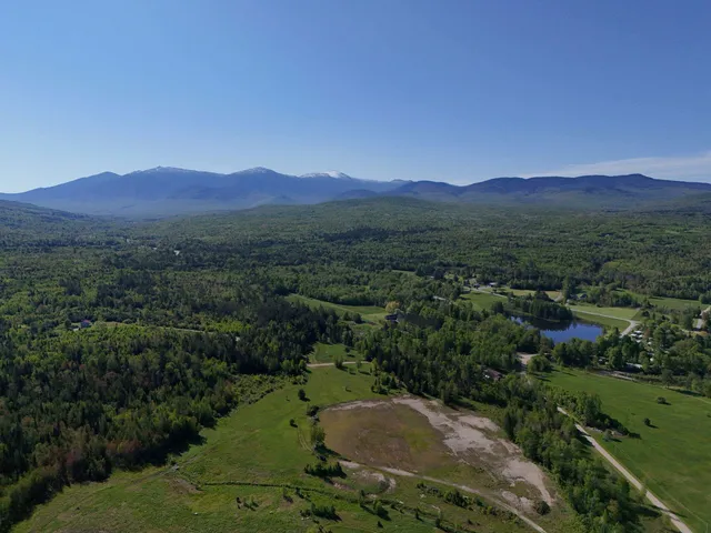 $1,495,000 | 69 Casey Lane, Jefferson, NH 03583