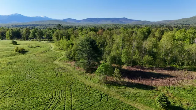 $1,495,000 | 69 Casey Lane, Jefferson, NH 03583