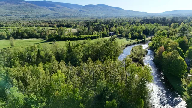 $1,495,000 | 69 Casey Lane, Jefferson, NH 03583