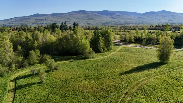 $1,495,000 | 69 Casey Lane, Jefferson, NH 03583