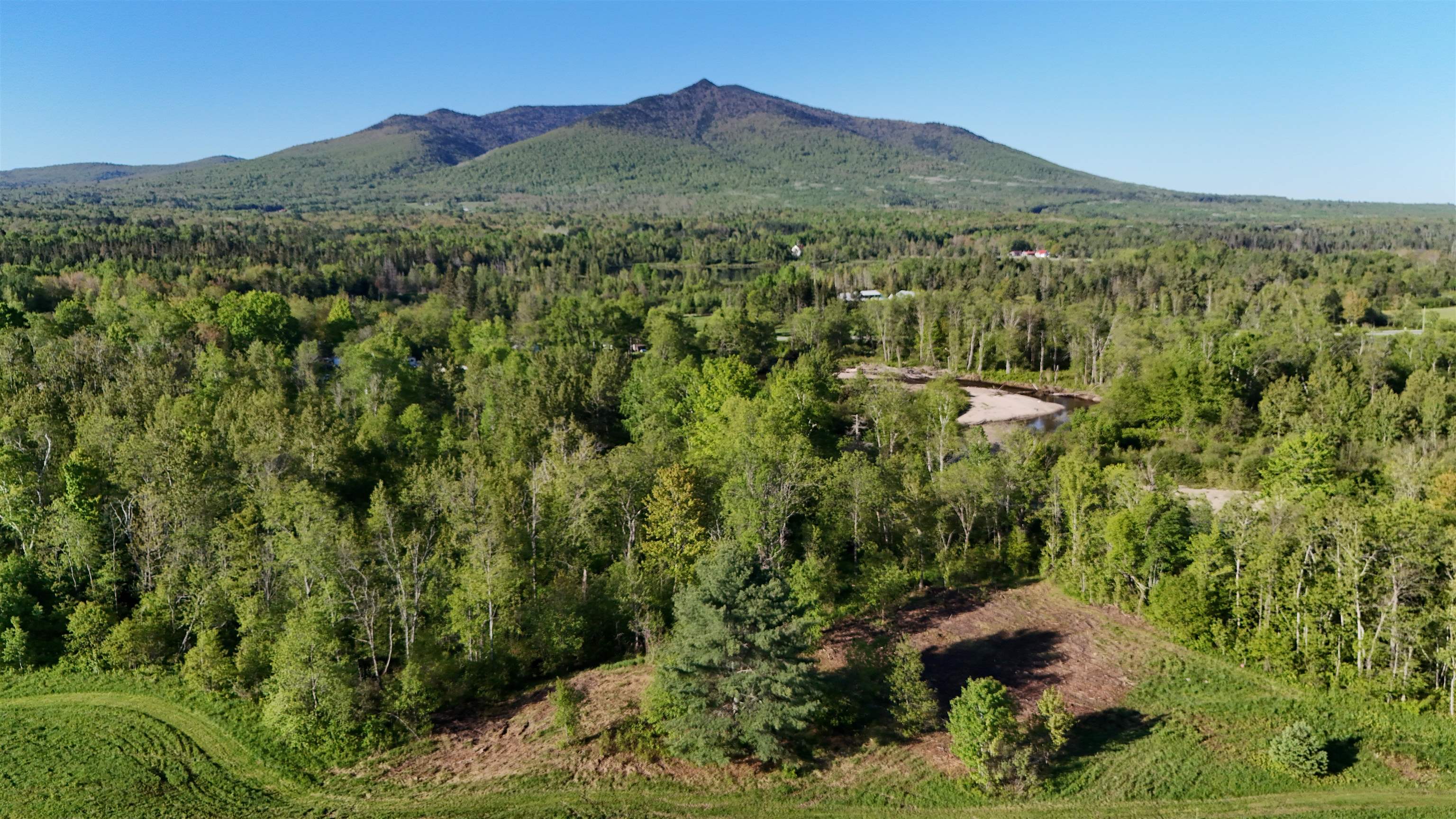 69 Casey Lane Jefferson, NH 03583 - Photo 10 of 43