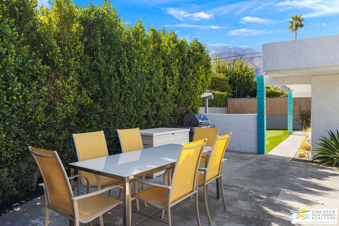 1481 North Fiesta Road Palm Springs, CA 92262 - Photo 12 of 63