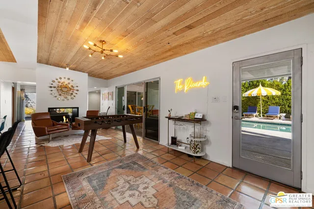 $9,000 | 1481 North Fiesta Road, Palm Springs, CA 92262