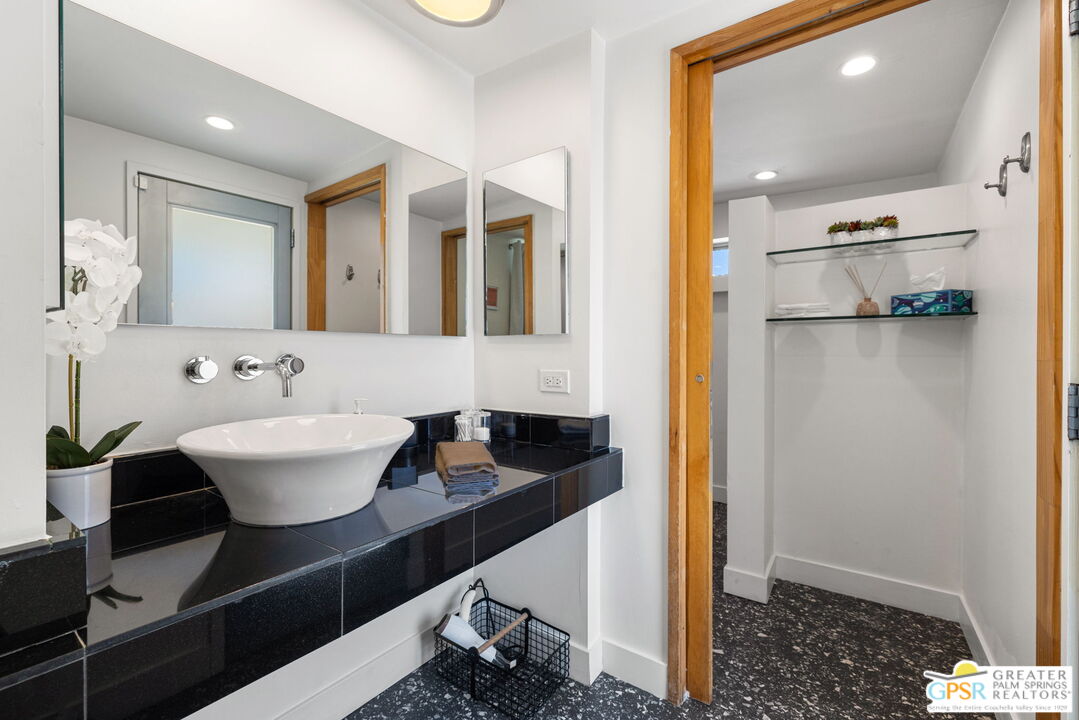 1481 North Fiesta Road Palm Springs, CA 92262 - Photo 44 of 63