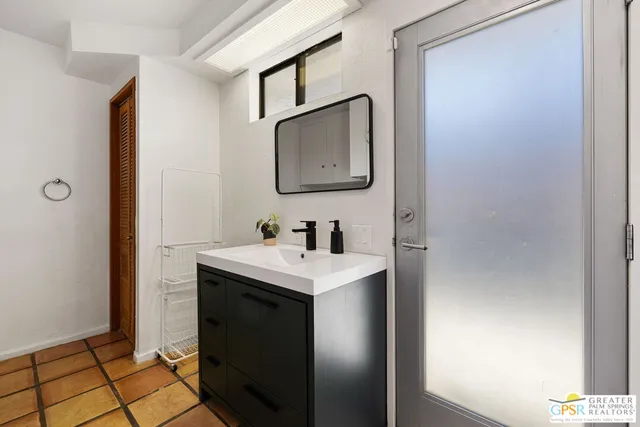 $9,000 | 1481 North Fiesta Road, Palm Springs, CA 92262