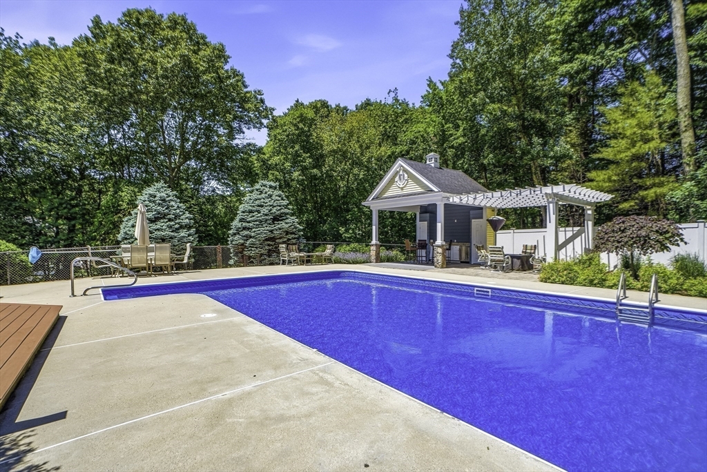 36 Jackson Circle Franklin, MA 02038 - Photo 37 of 41