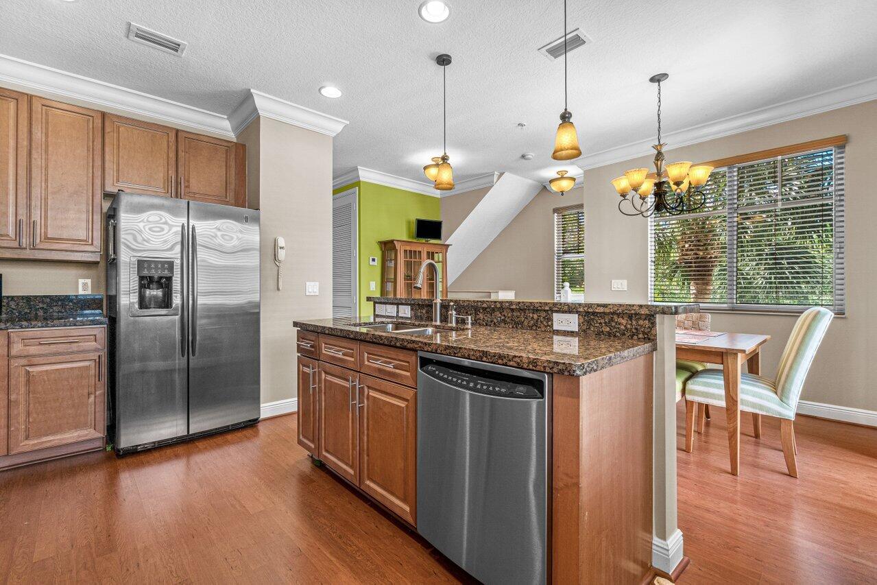 3816 Northwest 5th Terrace Boca Raton, FL 33431 - Photo 4 of 36 011-3816Northwest5thTerrace-BocaRaton-FL
