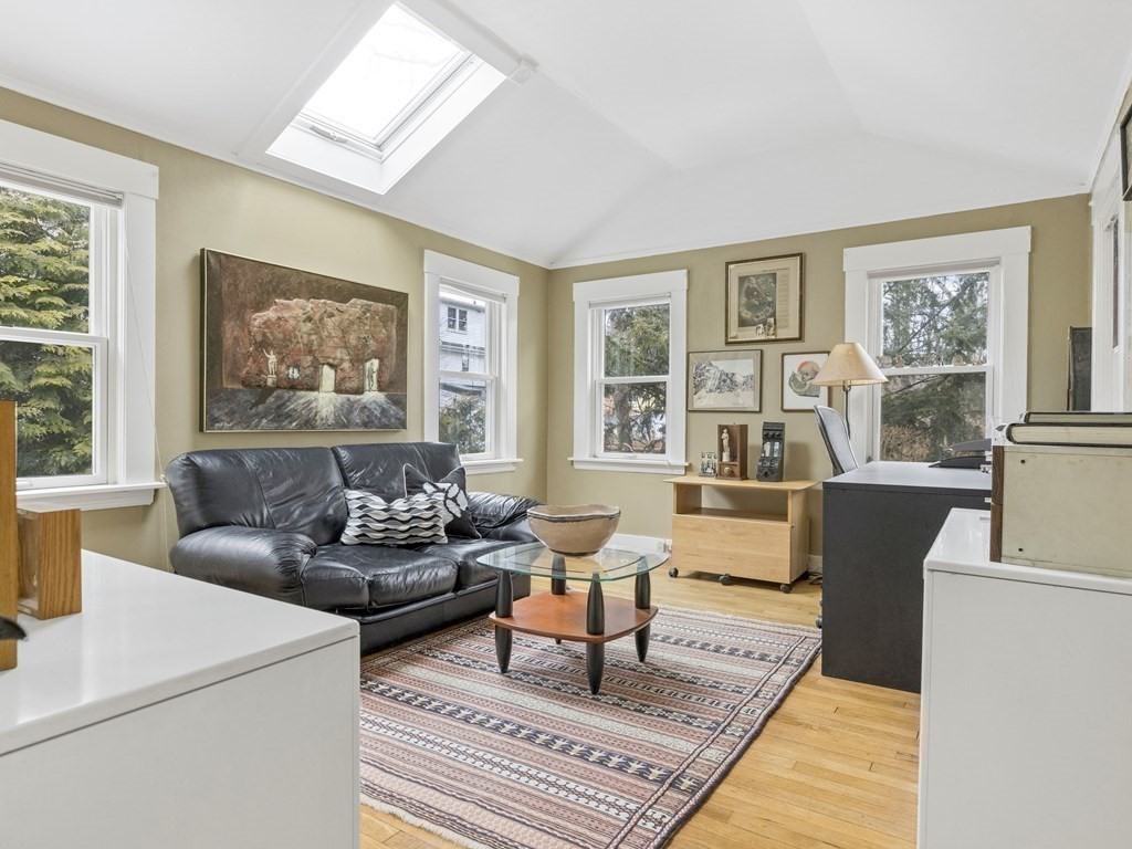 10 West Riding Street Wellesley, MA 02482 - Photo 12 of 21