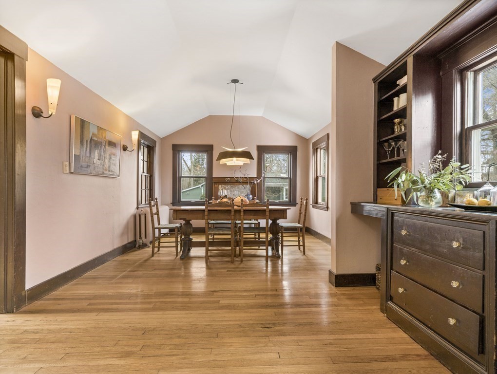 10 West Riding Street Wellesley, MA 02482 - Photo 7 of 21