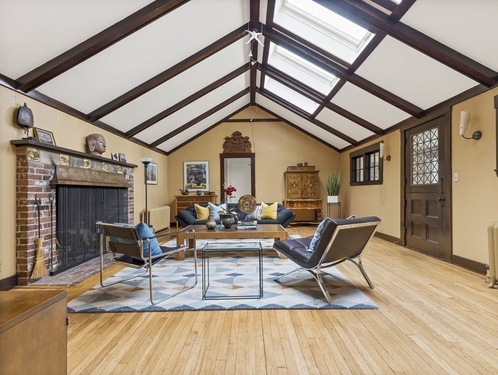 10 West Riding Street Wellesley, MA 02482 - Photo 9 of 21