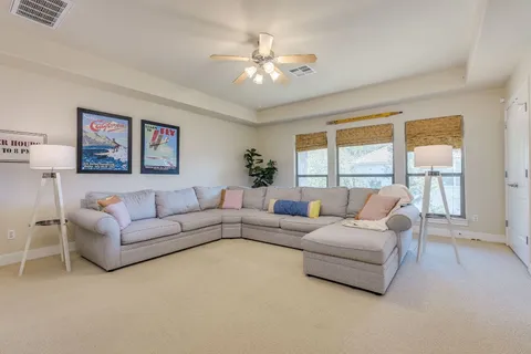 $1,095,000 | 2401 Hunters Green Court, Austin, TX 78732