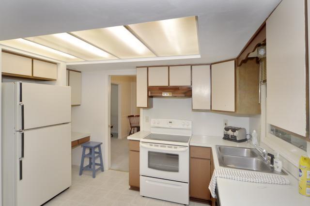801 Newgate Road Kalamazoo, MI 49006 - Photo 8 of 24 Additional Photo