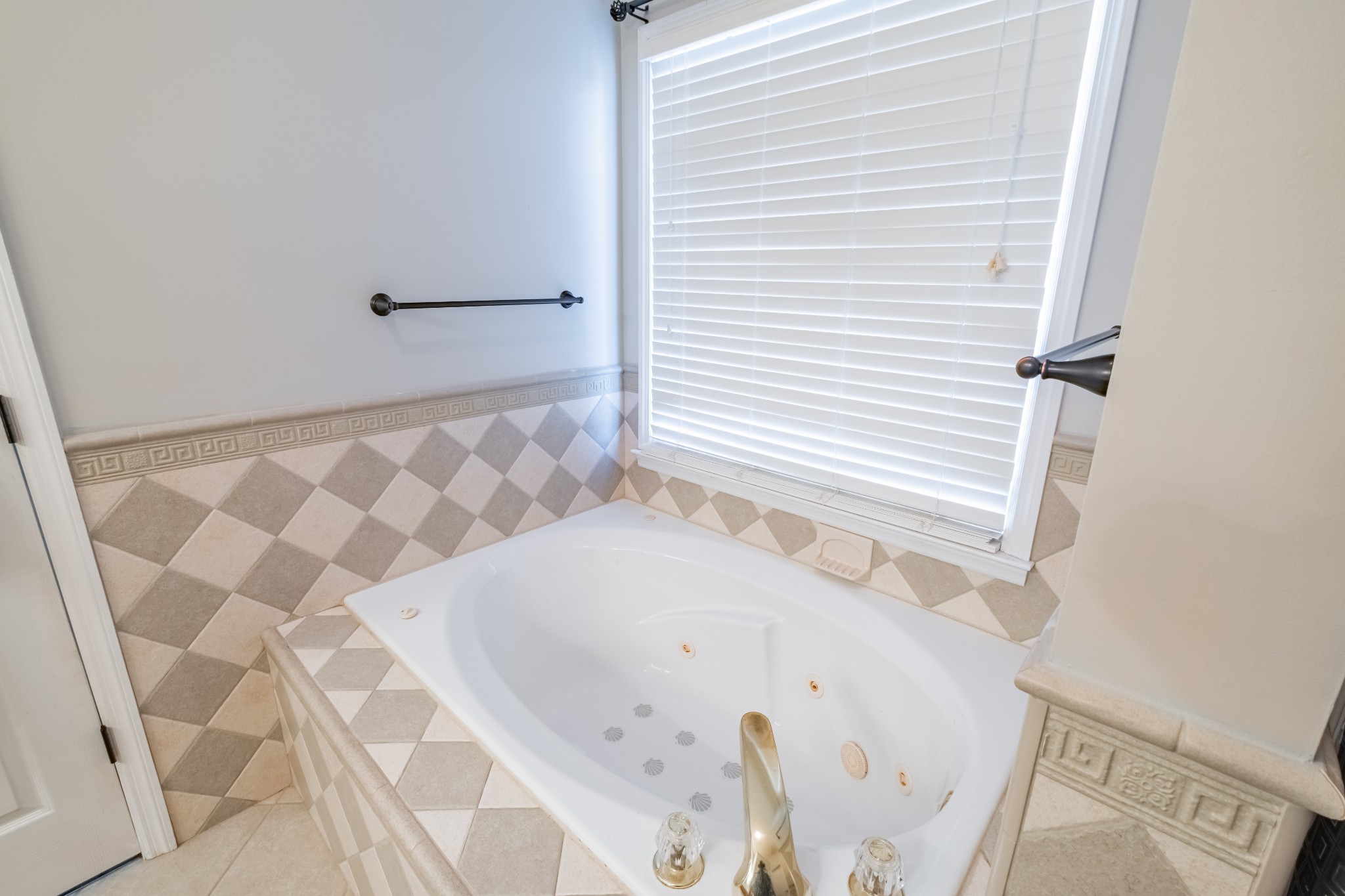 180 Mortons Lake Road Manchester, TN 37355 - Photo 16 of 39