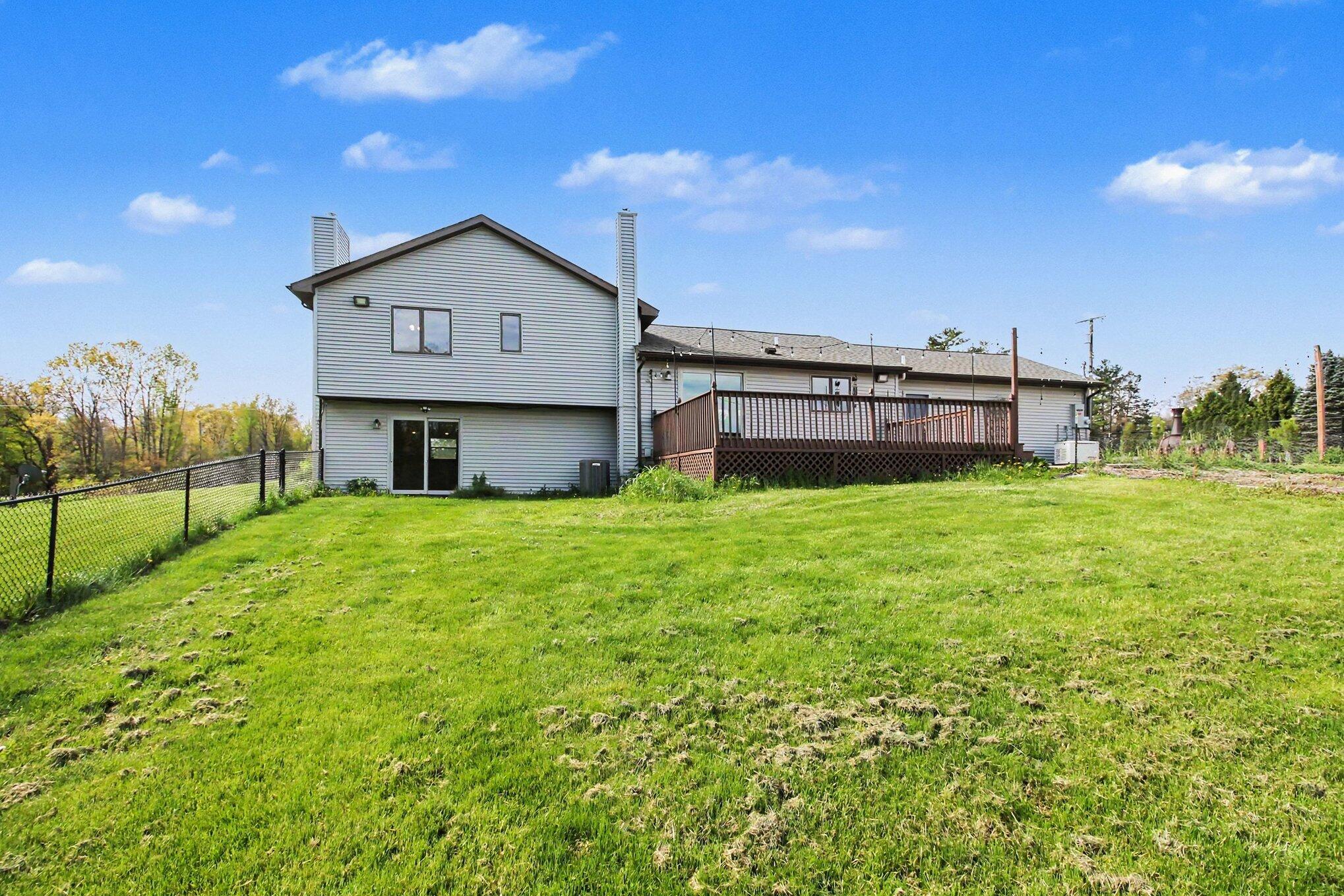 2536 West Coon Lake Road Howell, MI 48843 - Photo 23 of 35 028_file_4206