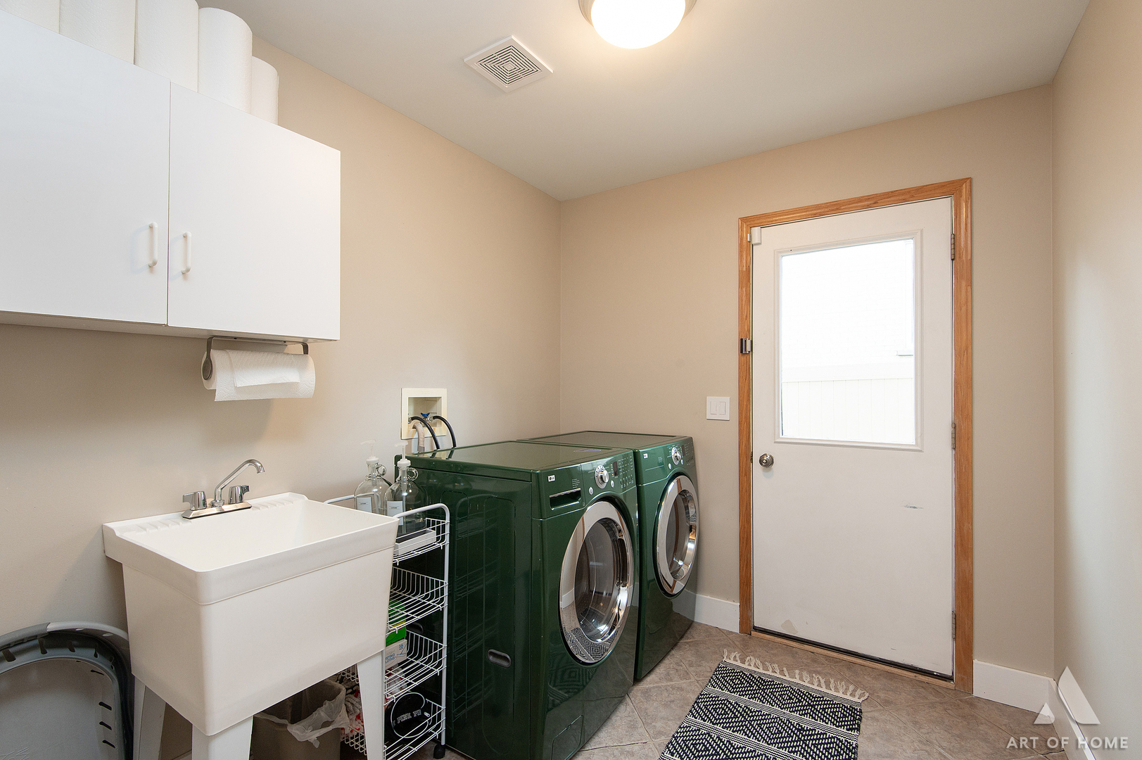 571 Veterans Parkway Addison, IL 60101 - Photo 34 of 41 Gallery Image 34