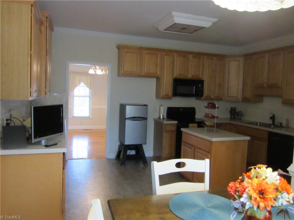 222 High Meadows Road Advance, NC 27006 - Photo 3 of 23 Gallery Image 3