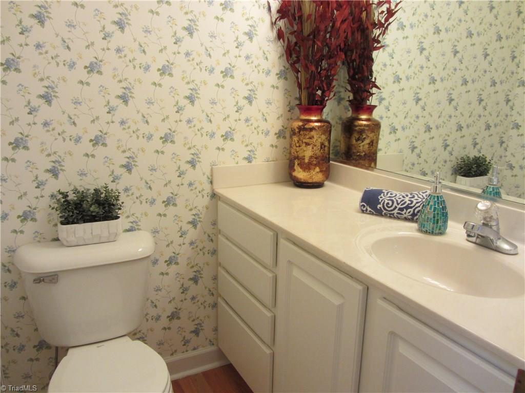 222 High Meadows Road Advance, NC 27006 - Photo 8 of 23 Gallery Image 8