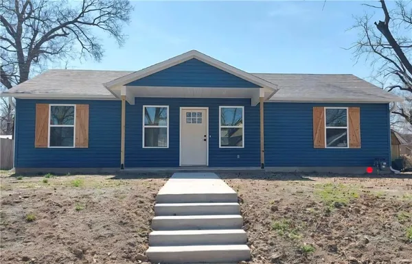 $210,000 | 603 West 2nd Street, Pittsburg, KS 66762