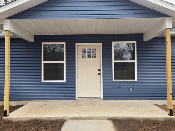 $210,000 | 603 West 2nd Street, Pittsburg, KS 66762