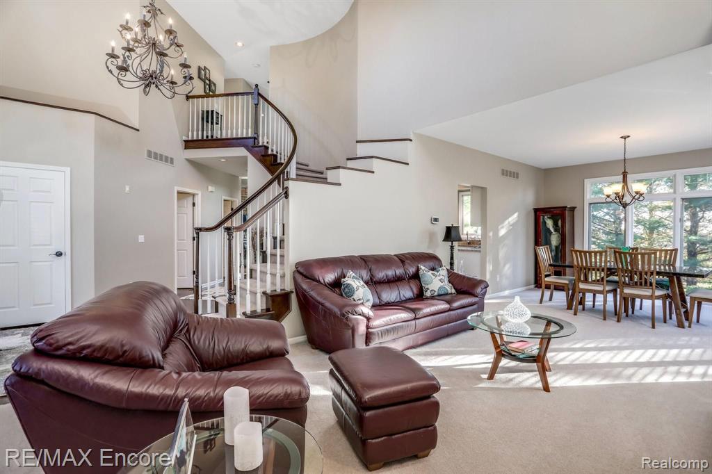 6851 Oakhurst Ridge Road Clarkston, MI 48348 - Photo 14 of 36 Gallery Image 14